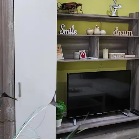 Апартамент В Центъра На Благоевград Apartment *